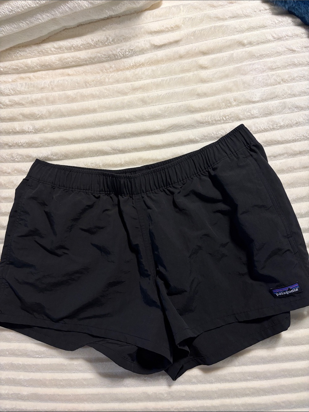 Patagonia barely baggies women’s medium